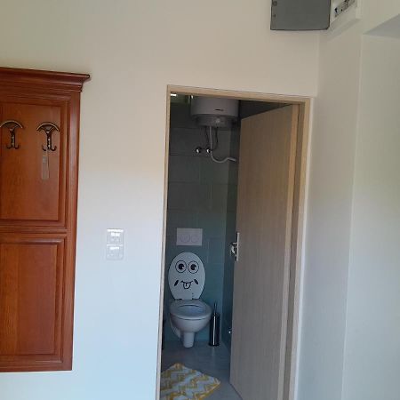 Apartmani Studio Apartmani Senjska Maslina Senj  Exterior foto