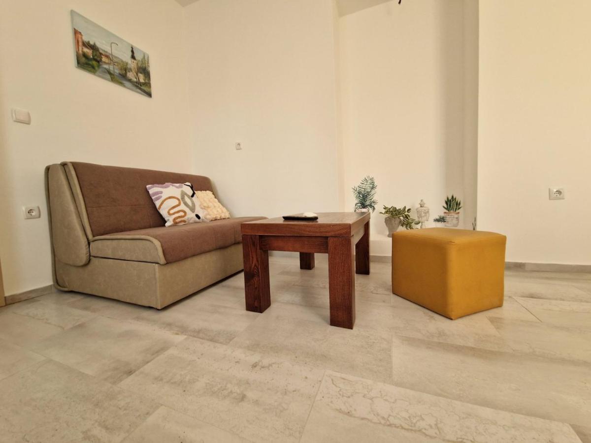 Apartmani Studio Apartmani Senjska Maslina Senj  Exterior foto